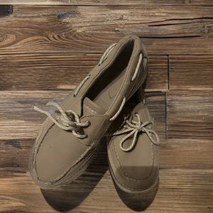 No Box, Worn Twice. Slip on Rockports